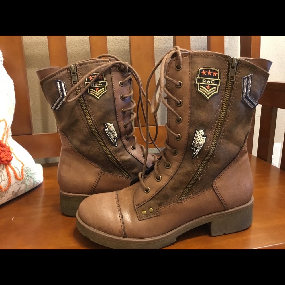 Rock & Candy- Boots 7.5(Brown)